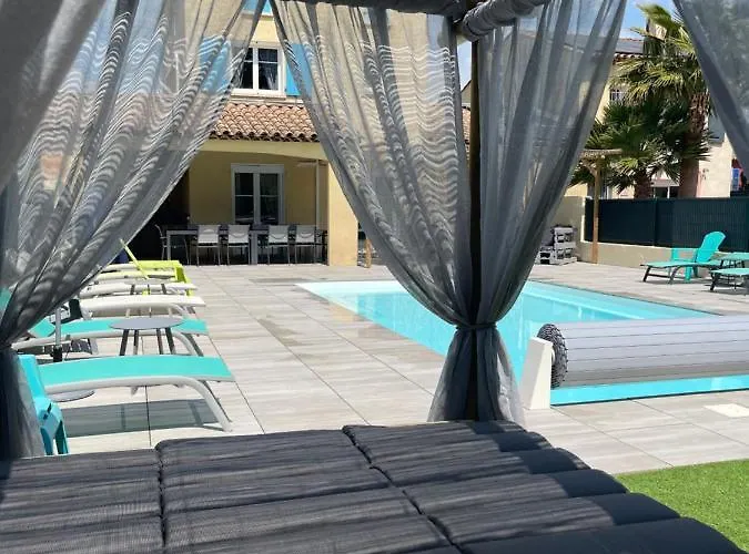 Maison 8-10 Pers Avec Piscine Aux Portes De St Aygulf